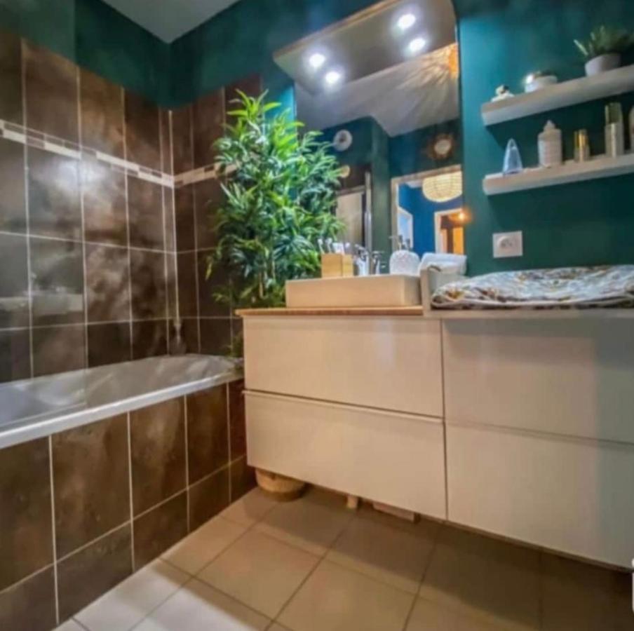 Logement Exceptionnel Avec Jardin Proche Disney Apartment Montevrain Exterior photo